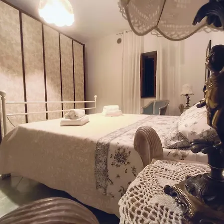 Frühstückspension Juppi Bed Family 3*